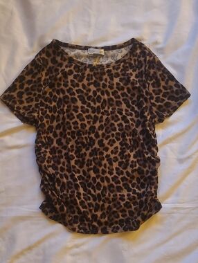 Orange Kiss Leopard Print Short Sleeve Women's Top - Brown